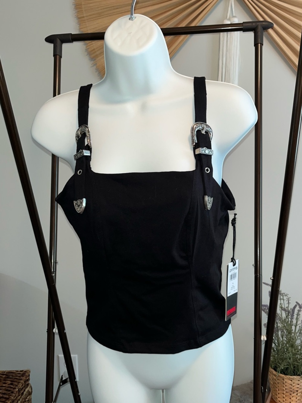 Black Buckle-Accent Square Neck Tank Top